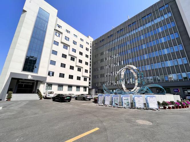 王文龍與他的公司 技術服務、技術開發與軟件外包的創業之路